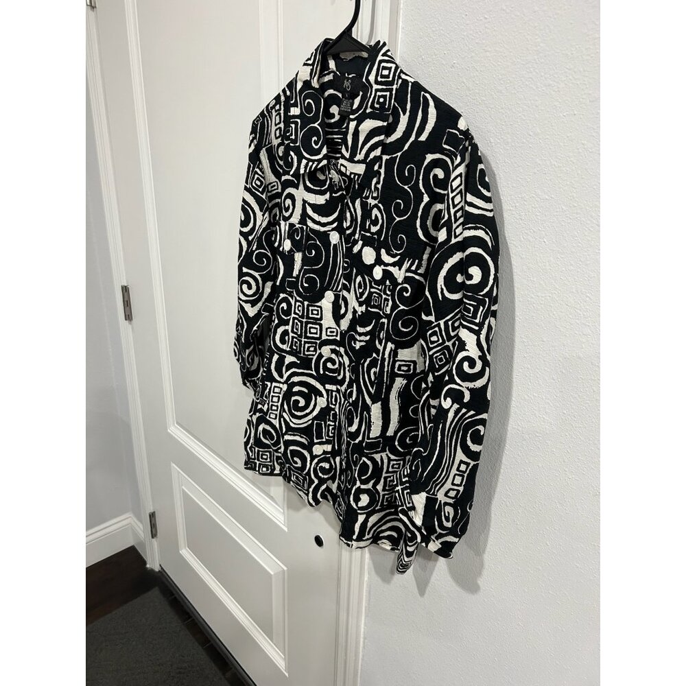 Ios Abstract Button Front Shacket Black White Sz … - image 3